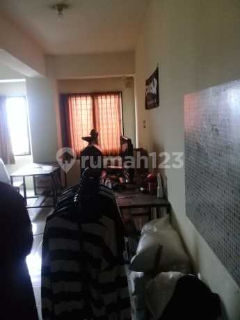 Apartemen Semi Furnish