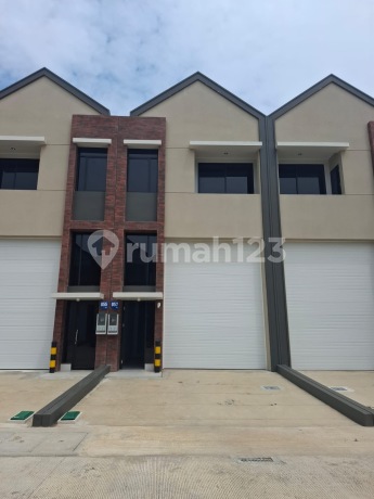 Gudang Bizpark PIK 2 hanya 110 juta Gudang Bizpark PIK 2 hanya 110 juta