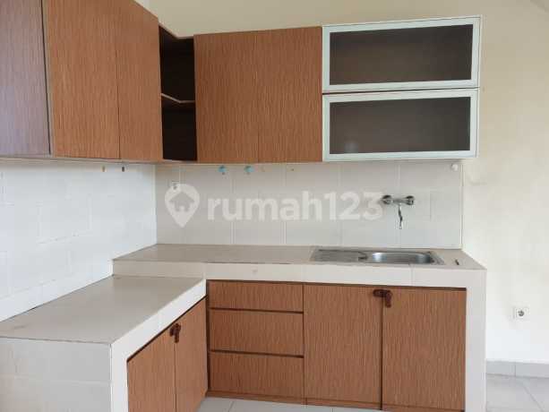 Gunadi Rumah 4X15 Dijual di Green Lake City, 2 Lantai Siap Huni Gunadi Rumah 4X15 Dijual di Green Lake City, 2 Lantai Siap Huni