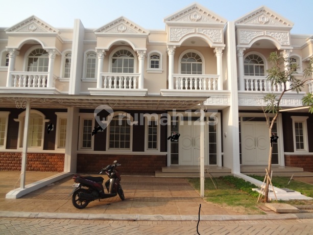 Gunadi Rumah 8X15 Green Lake City Dijual Siap Huni Rapi Cakep Dekat Danau Gunadi Rumah 8X15 Green Lake City Dijual Siap Huni Rapi Cakep Dekat Danau