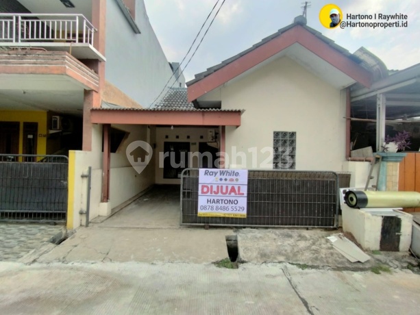 Spacious House in Graha Harapan Mustika Jaya - Bumi Rinjani, Easy Access and Flood-Free! Spacious House in Graha Harapan Mustika Jaya - Bumi Rinjani, Easy Access and Flood-Free!