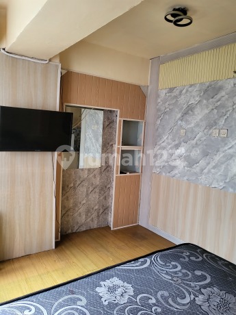 Apartemen Pusat Kota, Strategis, Murah, Perabot Lengkap, Siap Huni Terawat Aman.