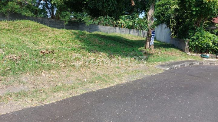 Tanah kosong siap bangun di Teras Ayung 672 m² SHM dijual cepat