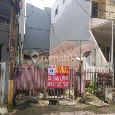 For Sale: Old House / Land Plot in Kelapa Gading