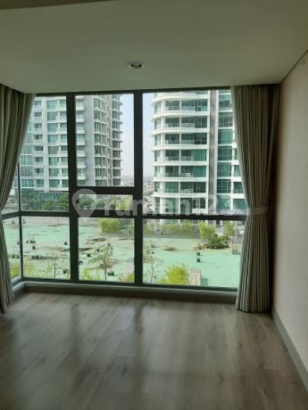 Apt St Moritz Lippo Puri Indah Tipe New Ambassador 3 Bedroom Furnished Lantai Sedang