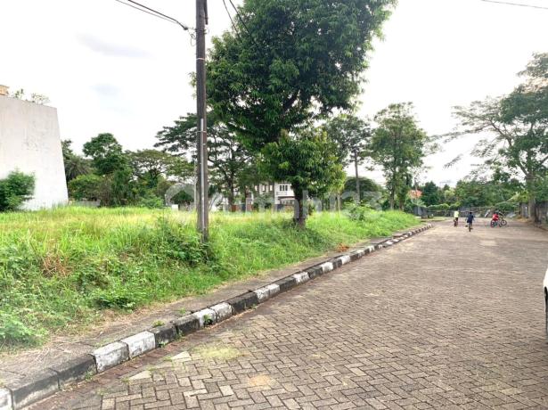 For Sale Land Inside Complex In Taman Villa Meruya Facing North Located In West Jakarta Area For Sale Land Inside Complex In Taman Villa Meruya Facing North Located In West Jakarta Area