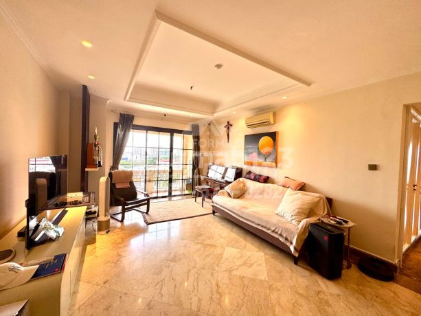 For Sale Kedoya Elok Tower South Apartment 3 Bedrooms Good Condition Price 3 Billion