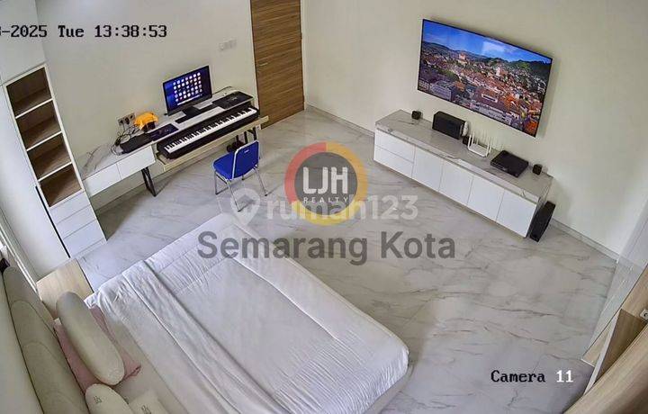 Rumah siap huni di Graha Candi Golf