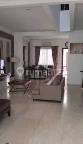 Rumah 3 Lantai Di The Mutiara Pettarani Makassar Rumah 3 Lantai Di The Mutiara Pettarani Makassar