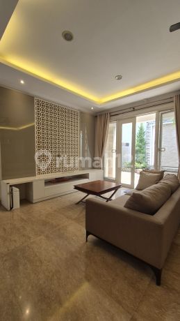 Rumah Siap Huni‼️ Kawasan Eksklusif Di Alam Sutera Rumah Siap Huni‼️ Kawasan Eksklusif Di Alam Sutera