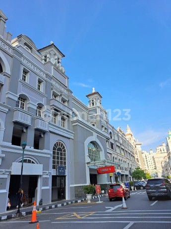Dijual Ruko French Walk MOI Kelapa Gading Square Ruangan Rapi dan Bersih 