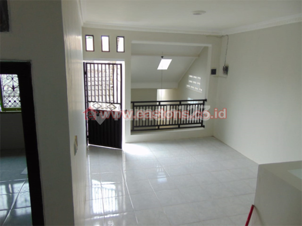 Rumah Tinggal Strategis Bebas Banjir, Siap Pakai Purwokerto (Aa004481) Rumah Tinggal Strategis Bebas Banjir, Siap Pakai Purwokerto (Aa004481)