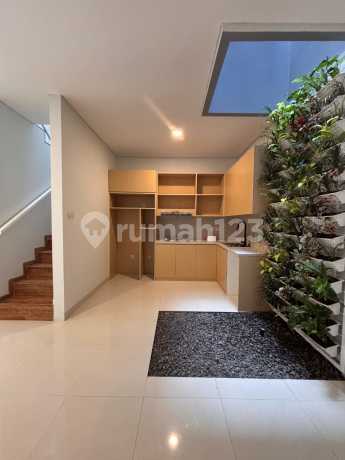 Rumah Siap Huni di Plumeria Residence Graha Raya