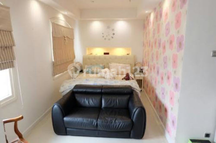 Apartemen Cosmo Terrace Thamrin City, Lb 49 Sqm, 1 Kt, Semi Furnished Apartemen Cosmo Terrace Thamrin City, Lb 49 Sqm, 1 Kt, Semi Furnished