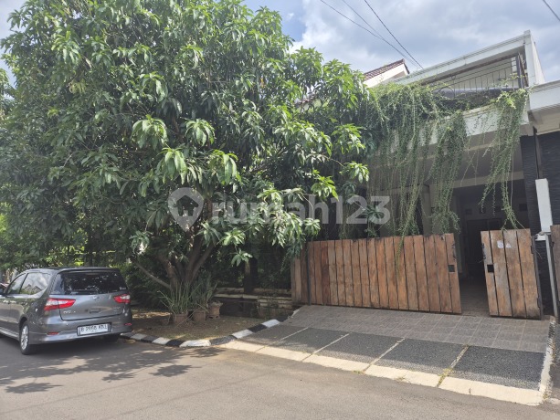 Rmh 2Lt Siap Huni di Kemang Pratama 5 , Bekasi, LT 210, Bgn 140, 4Kt Rmh 2Lt Siap Huni di Kemang Pratama 5 , Bekasi, LT 210, Bgn 140, 4Kt