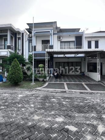 dijual rumah 2,5 lantai komplek bella vista garden cemara pemda pekanbaru