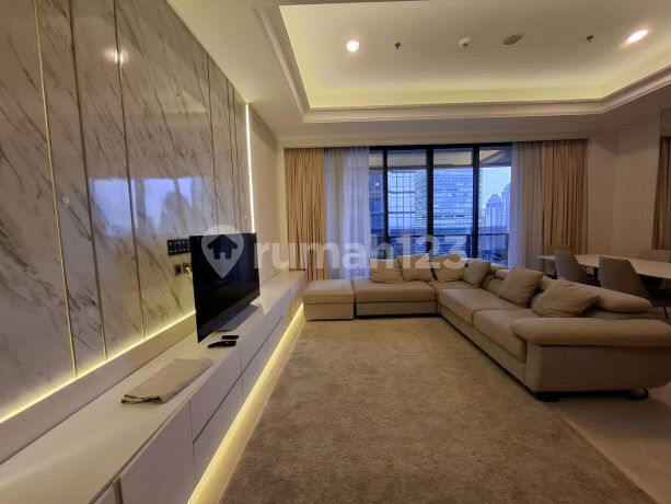 District 8 For Sale, 3Br, Best View To East / City