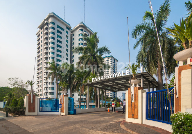 Dijual Apartement Park Royale 3 Br, Full Furnished, Mewah, Exclusive, Murah