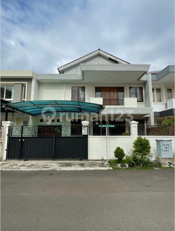 House, 2 Floors, SHM, Ready to Occupied, in Griya Inti Sentosa Sunter Agung Complex, North Jakarta