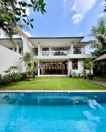Rumah Mewa Tropical Minimalis Modern Private Pool di Kemang Jakarta Selatan