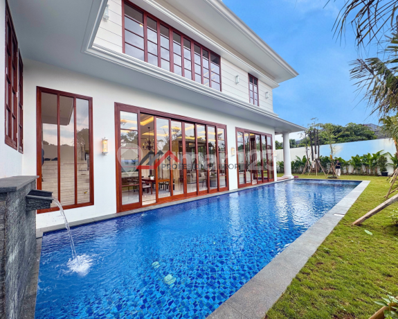 Brand New Luxury House Fully Furnished & Private Lift At Kemang Dalam, South Jakarta Brand New Luxury House Fully Furnished & Private Lift At Kemang Dalam, South Jakarta