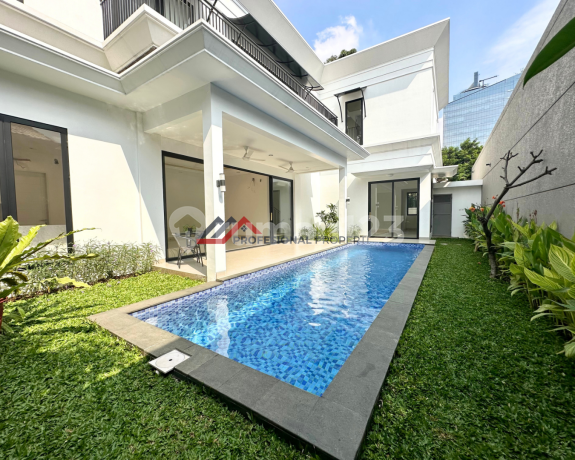 Rumah Mewah Baru Kolam Renang Dekat ke MRT Cipete Jakarta Selatan Rumah Mewah Baru Kolam Renang Dekat ke MRT Cipete Jakarta Selatan