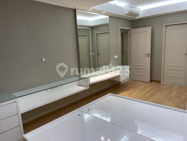 THE PEAK TUNJUNGAN PLAZA 5 THE PEAK TUNJUNGAN PLAZA 5