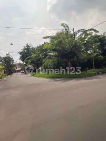 Margorejo Indah Main Road Inside the Complex