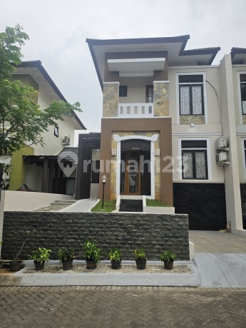Rumah Bali Resort Serpong 2 Lantai Bagus Semi Furnish