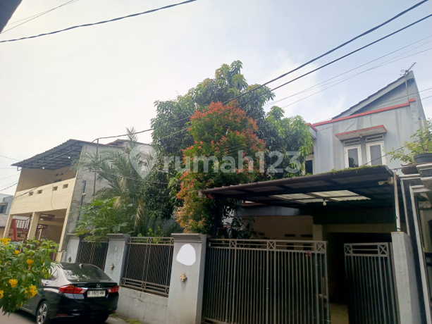 Rumah 2 Lantai Bagus di Legoso, Belakang Bukit Cirendeu