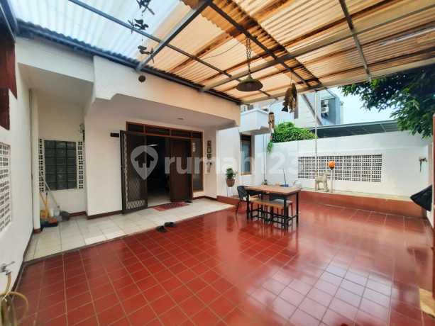 Dijual Rumah Apik di Bona Indah. Semi Furnished. Dijual Rumah Apik di Bona Indah. Semi Furnished.