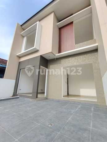 Rumah Baru 2 Lantai di Villa Melati Mas Serpong Rumah Baru 2 Lantai di Villa Melati Mas Serpong