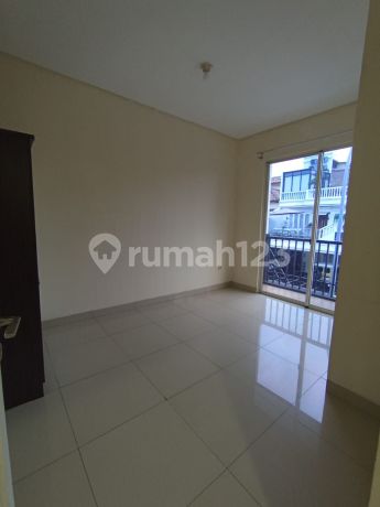 Jual apartemen magna kebun jeruk lantai rendah kosong murah jarang ada