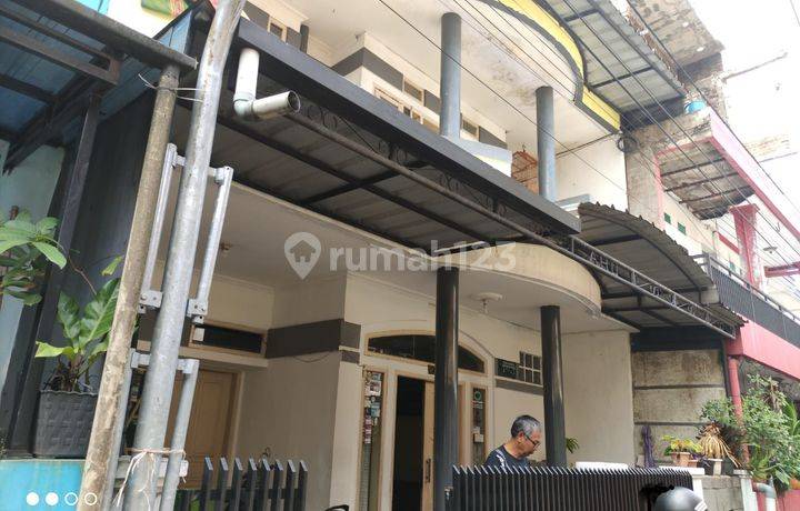 Rumah 2 Lantai Komplek Perumnas Antapani Kota Bandung