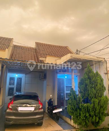 Quick Sale House in Trevista Residence Complex, Ciputat