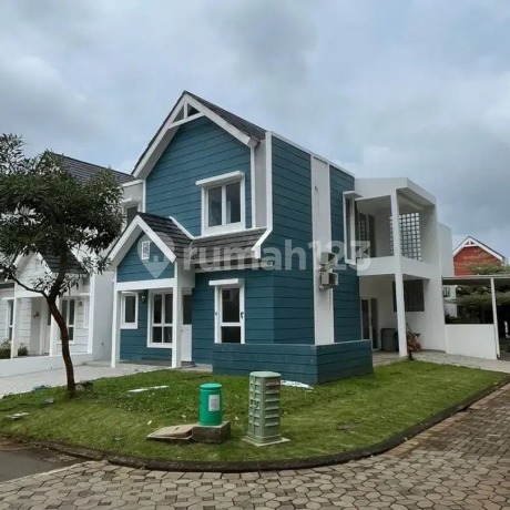 Nice Ready-to-Occupy House in Victoria Highland Citraland Bsb City