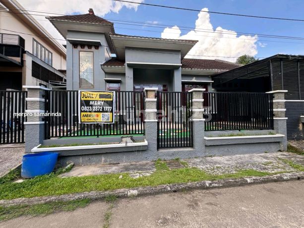 Rumah di komplek perum Samarinda 