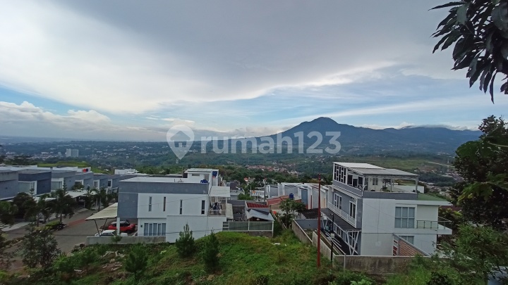 Tanah Panorama Jatinangor Sumedang 180 m² SHM Akses Jalan Mobil