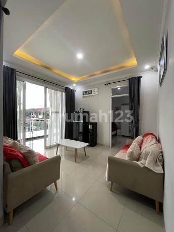 comfortable 2.5-story house in Taman Kopo Melati