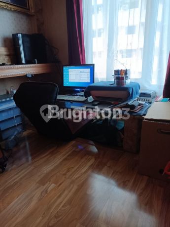JUAL CEPAT APARTEMEN METRO SUNTER JAKUT FULLY FURNISH LANTAI RENDAH