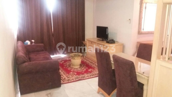 Apartemen Simprug Indah, Mewah, Full Furnished, dan Dekat Pondok Indah