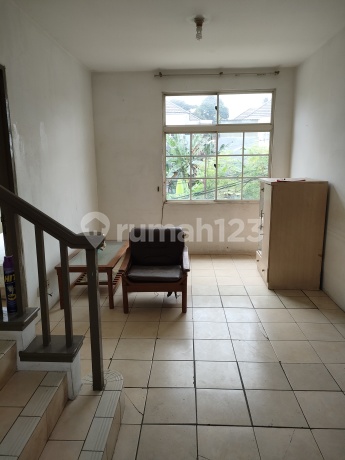 Di Jual Townhouse Taman Elok Lantai 2 dan 3 Lippo Central Tangerang