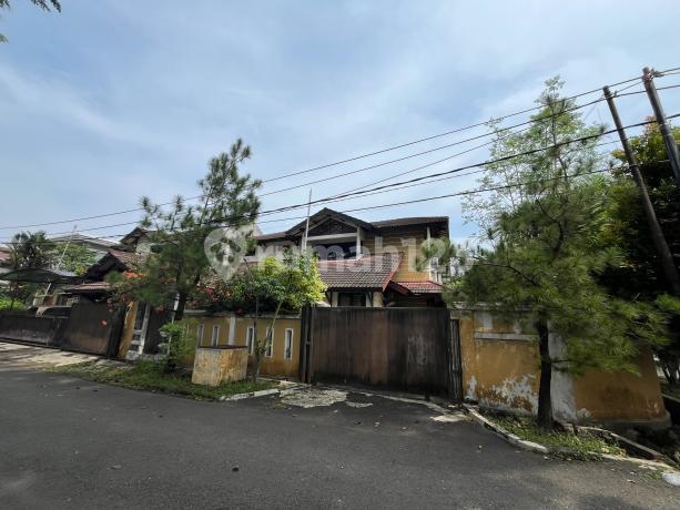 Rumah Klasik Bumi Pesanggrahan Mas Jakarta Selatan