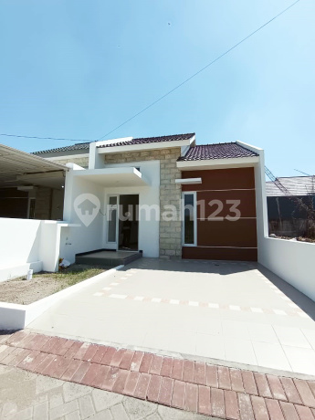 Rumah Baru Gress !!! di Diraya Regency Jl. Sidodadi Sidoarjo, Minimalis... Ready 1 Unit Aja Buruann !!! Rumah Baru Gress !!! di Diraya Regency Jl. Sidodadi Sidoarjo, Minimalis... Ready 1 Unit Aja Buruann !!!