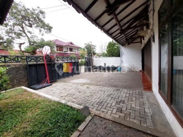 TWO-STORY BUILDING HOUSE LOCATED IN JATI INDAH HOUSING ESTATE TWO-STORY BUILDING HOUSE LOCATED IN JATI INDAH HOUSING ESTATE