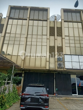Ruko Duta Garden (Ukuran 4x12 m)