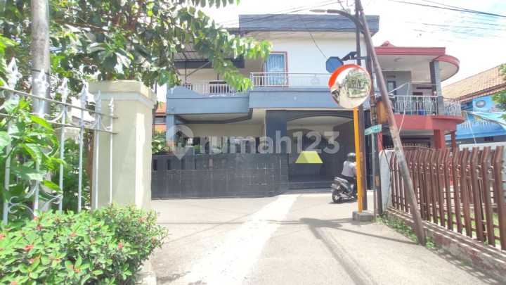 Rumah Dekat Tol Pasteur Di Jalan Gunung Batu Sukaraja Cicendo