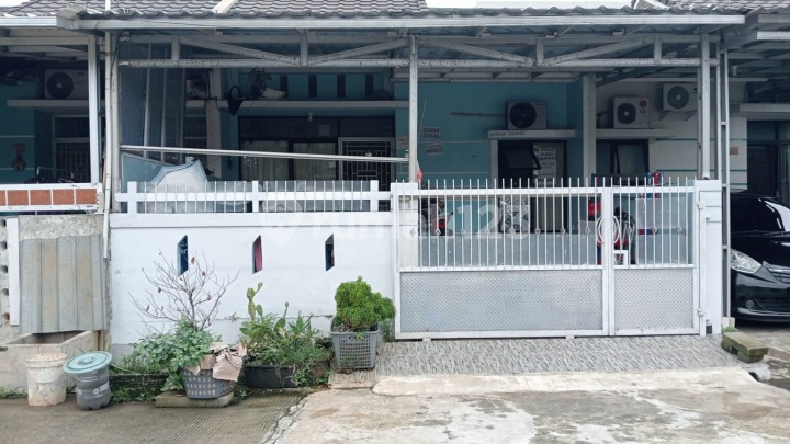 For Sale Strategic House Near Station in Cilebut Residence Bogor For Sale Strategic House Near Station in Cilebut Residence Bogor