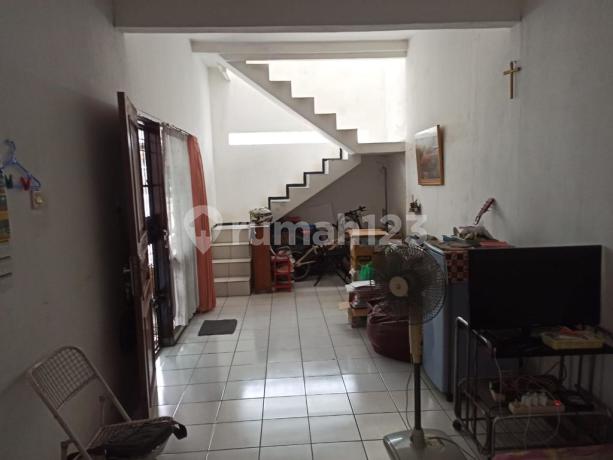 Dijual Cepat Rumah Di Taman Rahayu 2 , Dekat Pemukiman Warga