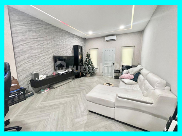 Chandra Rumah semi furnish ukuran 4x20m di jelambar Chandra Rumah semi furnish ukuran 4x20m di jelambar